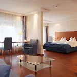 Hotel Hotel Holiday Thun