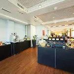Hotel Hotel Holiday Thun 3*