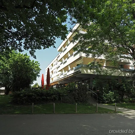 Szálloda Hotel Holiday Thun