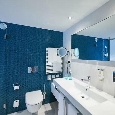 Hotel Holiday Thun Szálloda