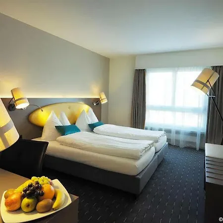 Hotel Holiday Thun Szálloda Thun