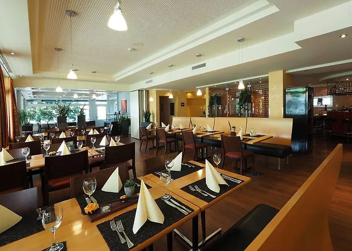 Hotel Holiday Thun Hotel 3*