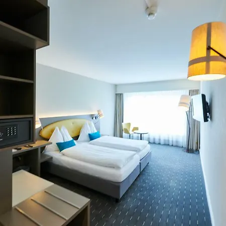 Hotel Holiday Thun 3* Тун