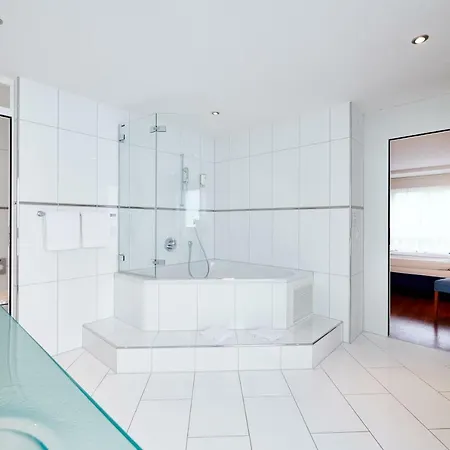 Hotel Holiday Thun Hotel