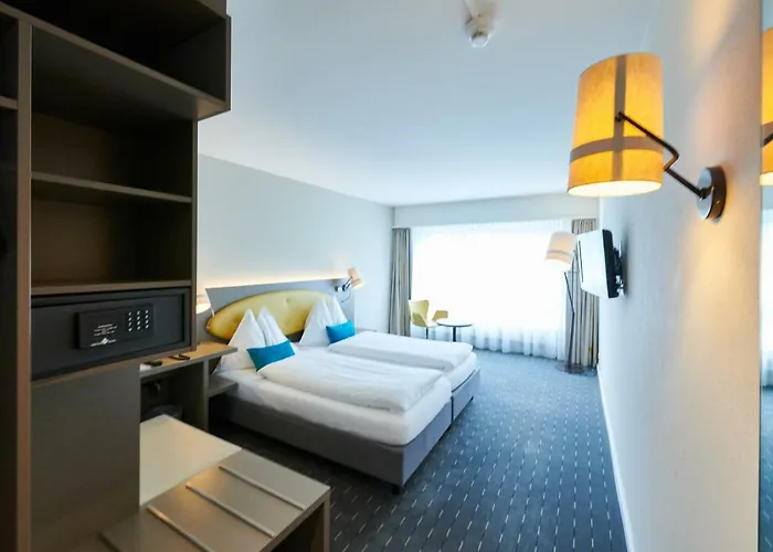 Hotel Restaurant Holiday 3* Thun