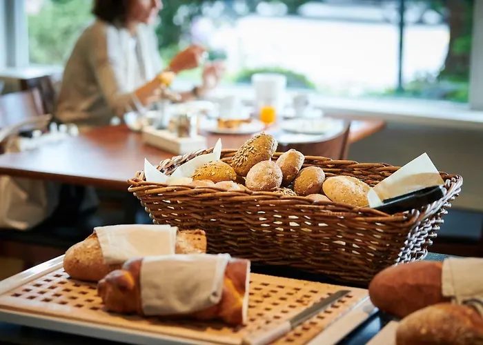 Hotel Restaurant Holiday 3* Thun