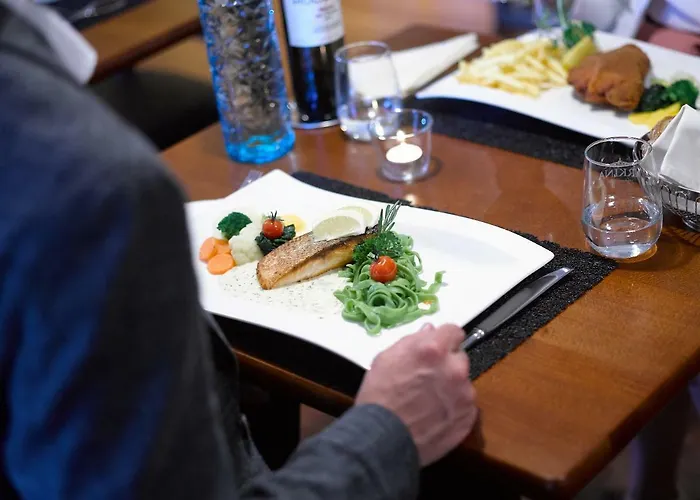 Hotel Restaurant Holiday Hotel 3*