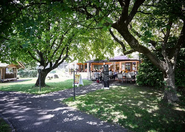 Hotel Restaurant Holiday Hotel Thun