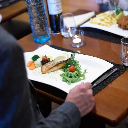 Restaurant Hotel 3*