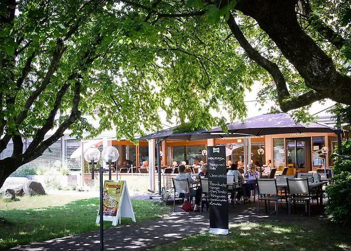 假日酒店及餐厅 酒店 3*